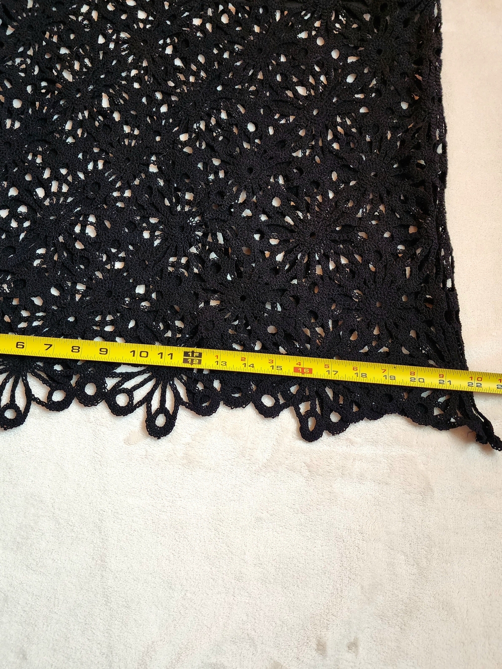 NWT Black Crochet Lace Maxi Skirt with Floral Cutouts Women's 14 - Picture 7 of 7